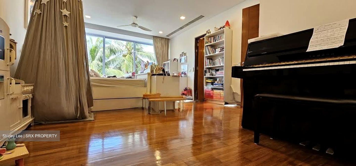 Harbourfront Avenue (D4), Terrace #552016421